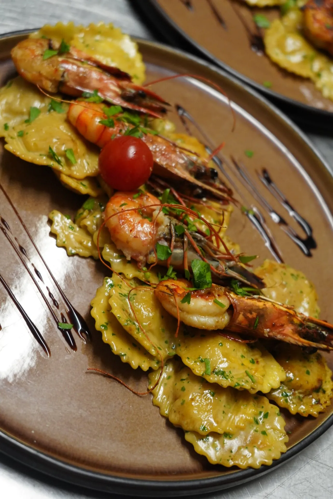 Raviolis aux gambas, cuisine maison du restaurant